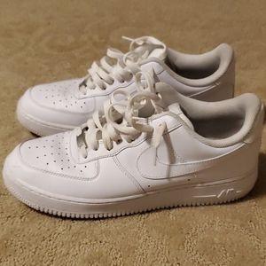 Mens Nike Air Force 1 size 10.5